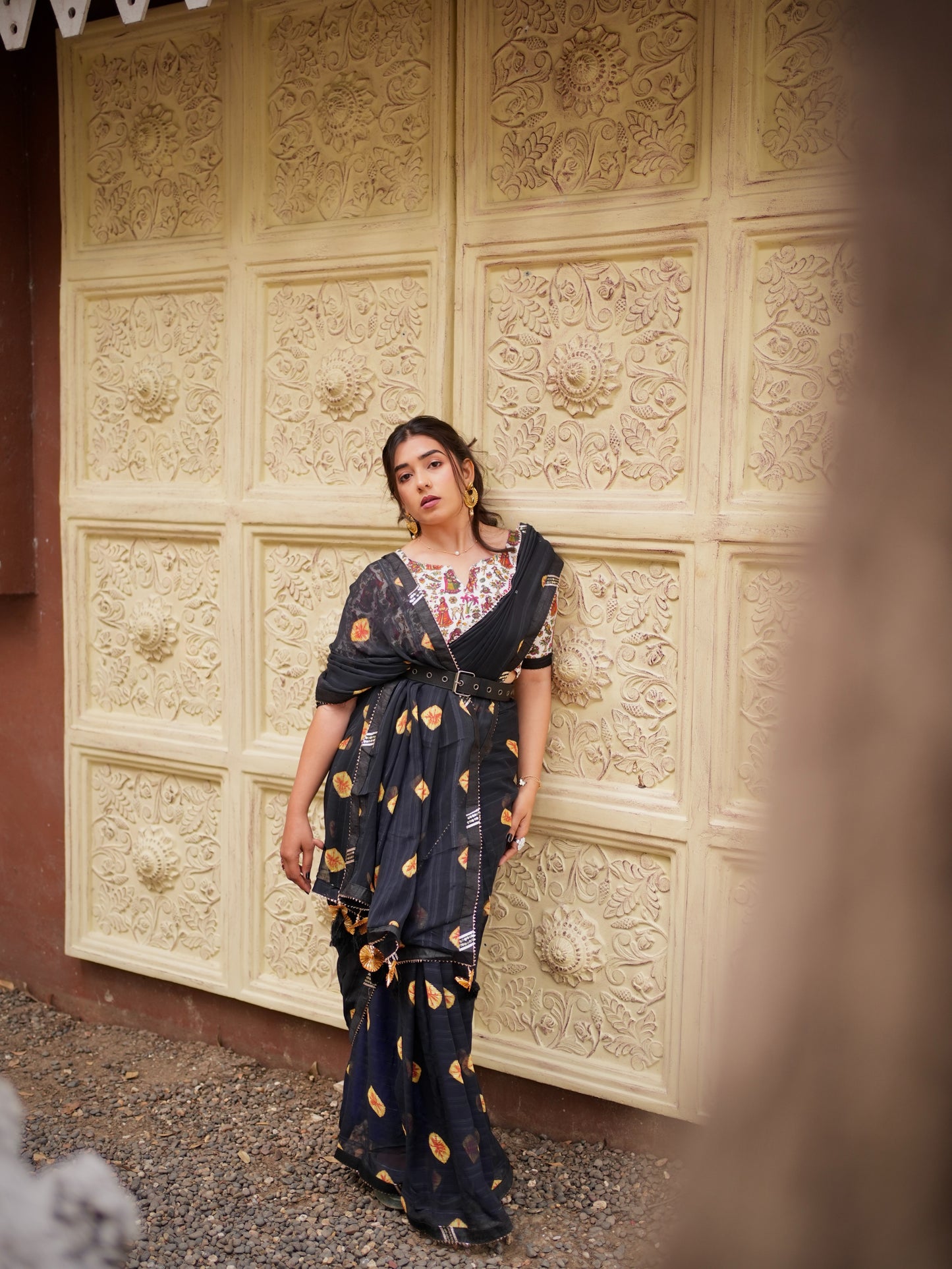 Midnight Noir Printed Elegance Saree