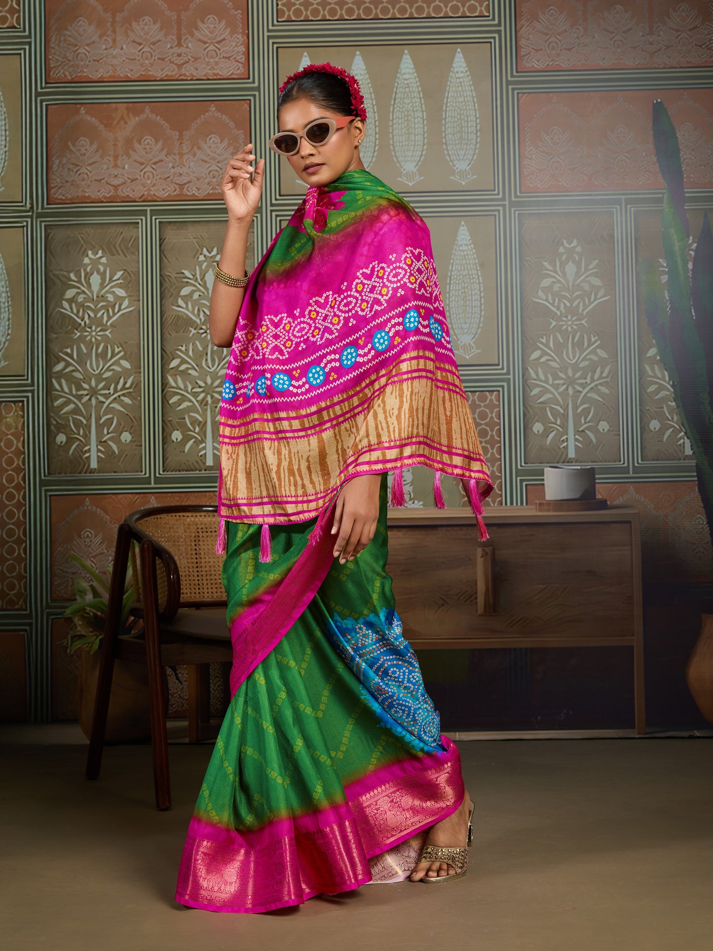 EMERALD MAGENTA BANDHANI ARTISAN SAREE