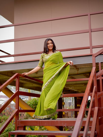 Parrot Elegance Linework Saree