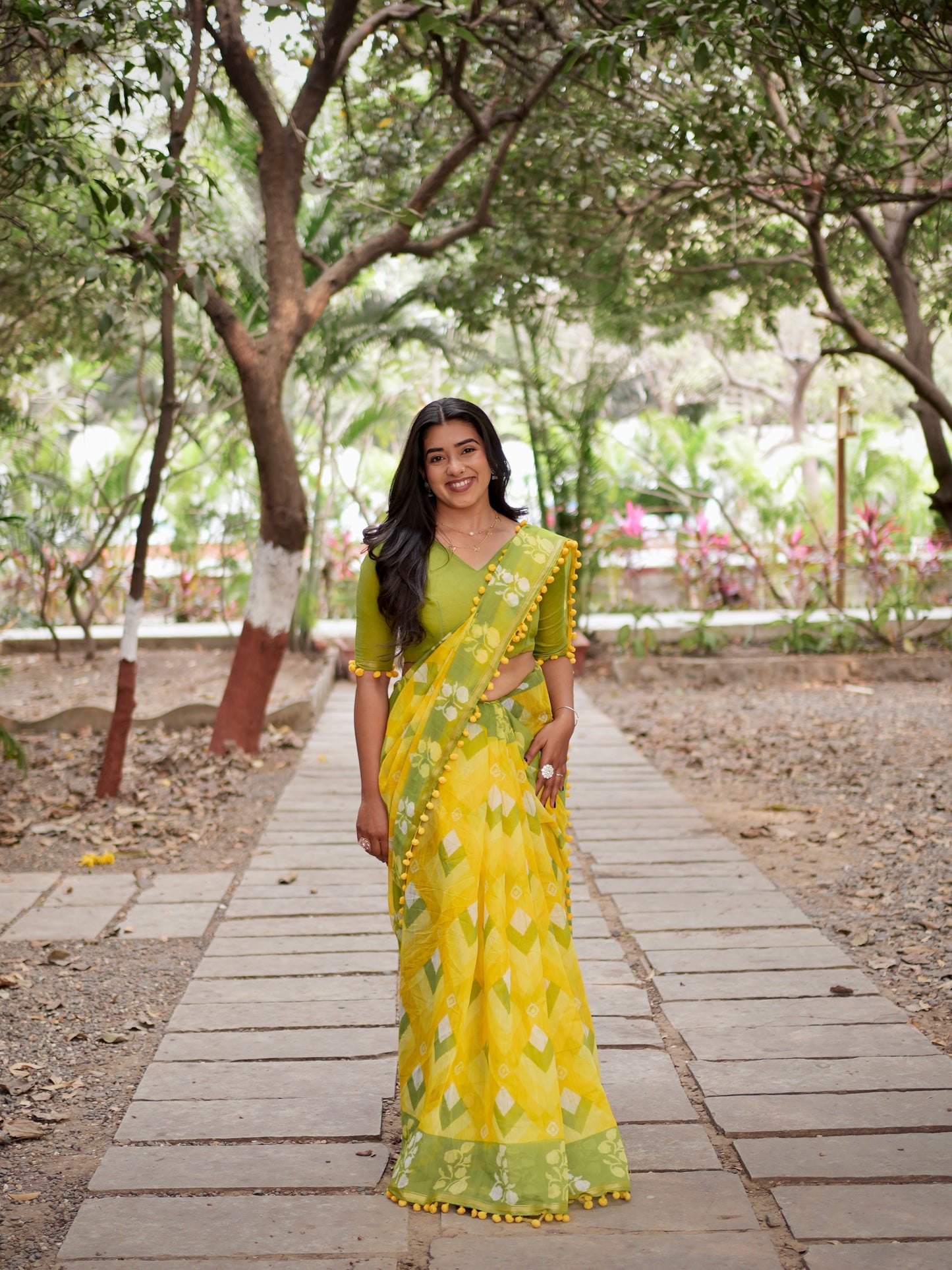 Lime Aura Geometric Tassel Saree