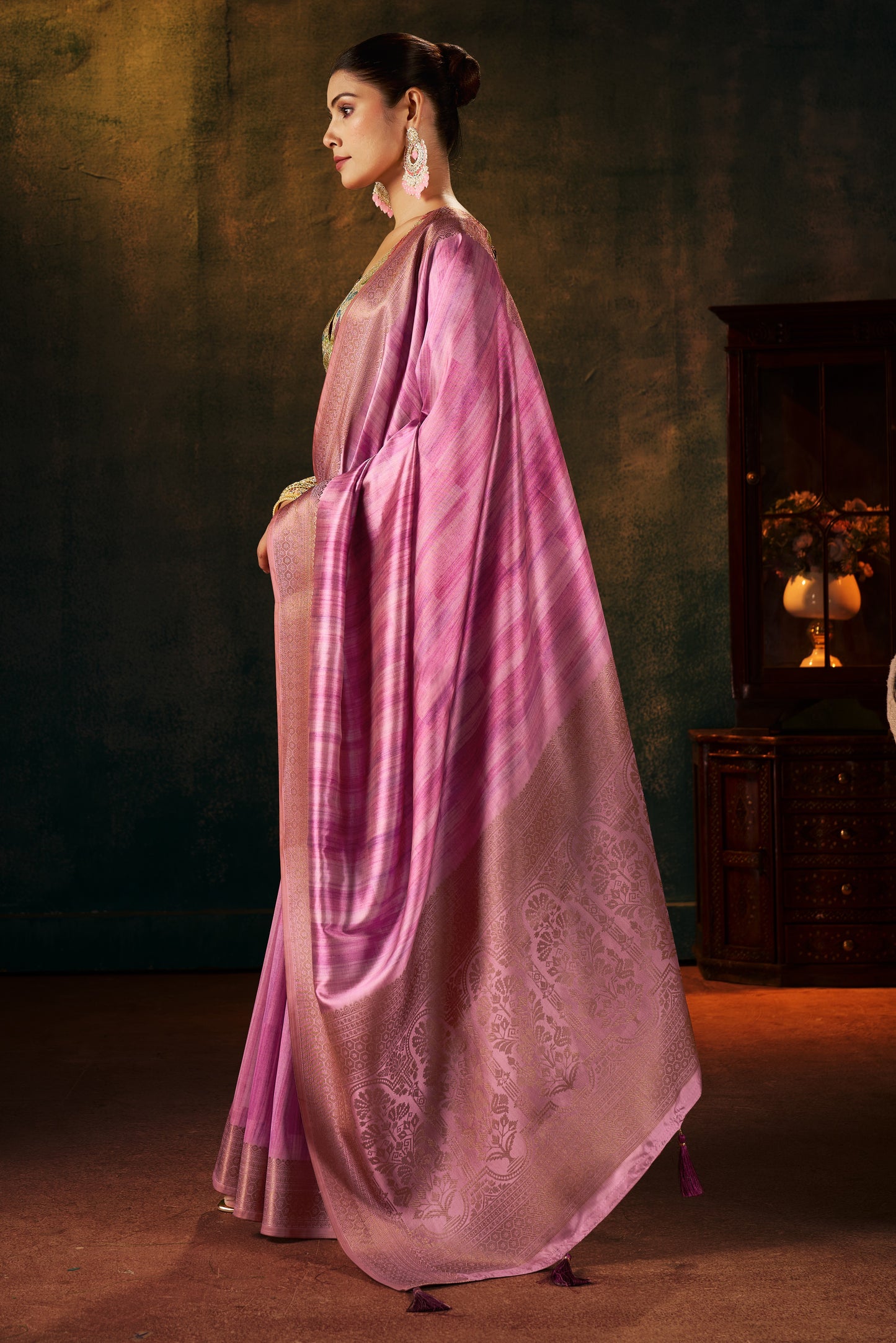 MAJESTIC MAUVE SILK SAREE