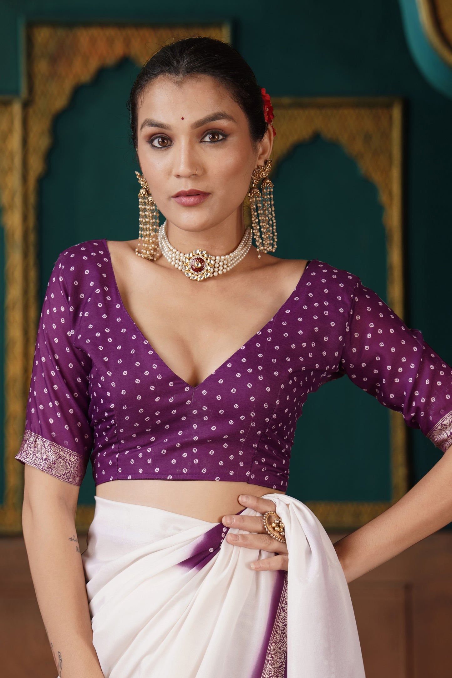 PEARL WHITE & VERMILLION BANDHANI SILK SAREE