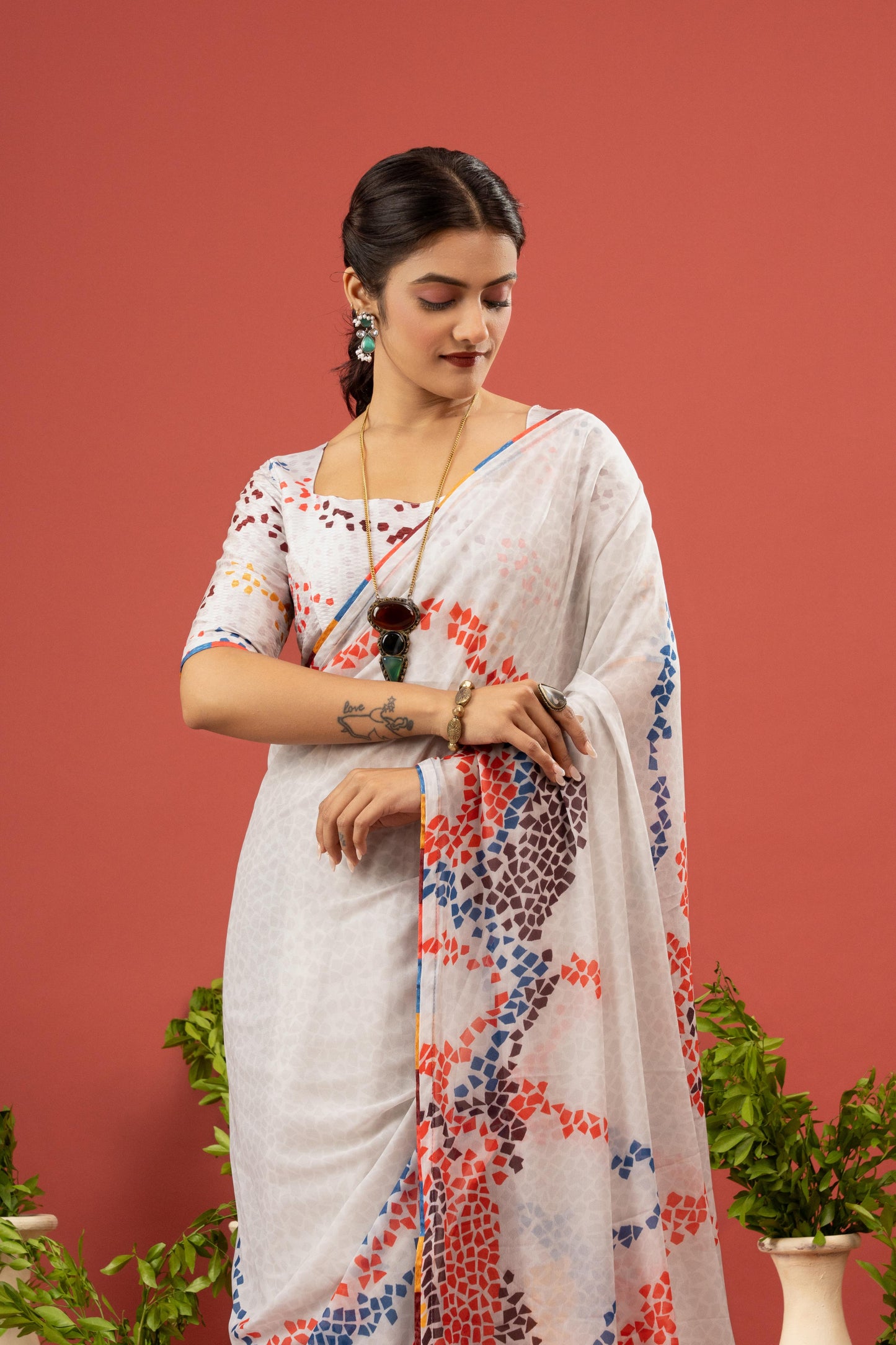 MULTICOLOR MOSAIC PRINTED WHITE SAREE