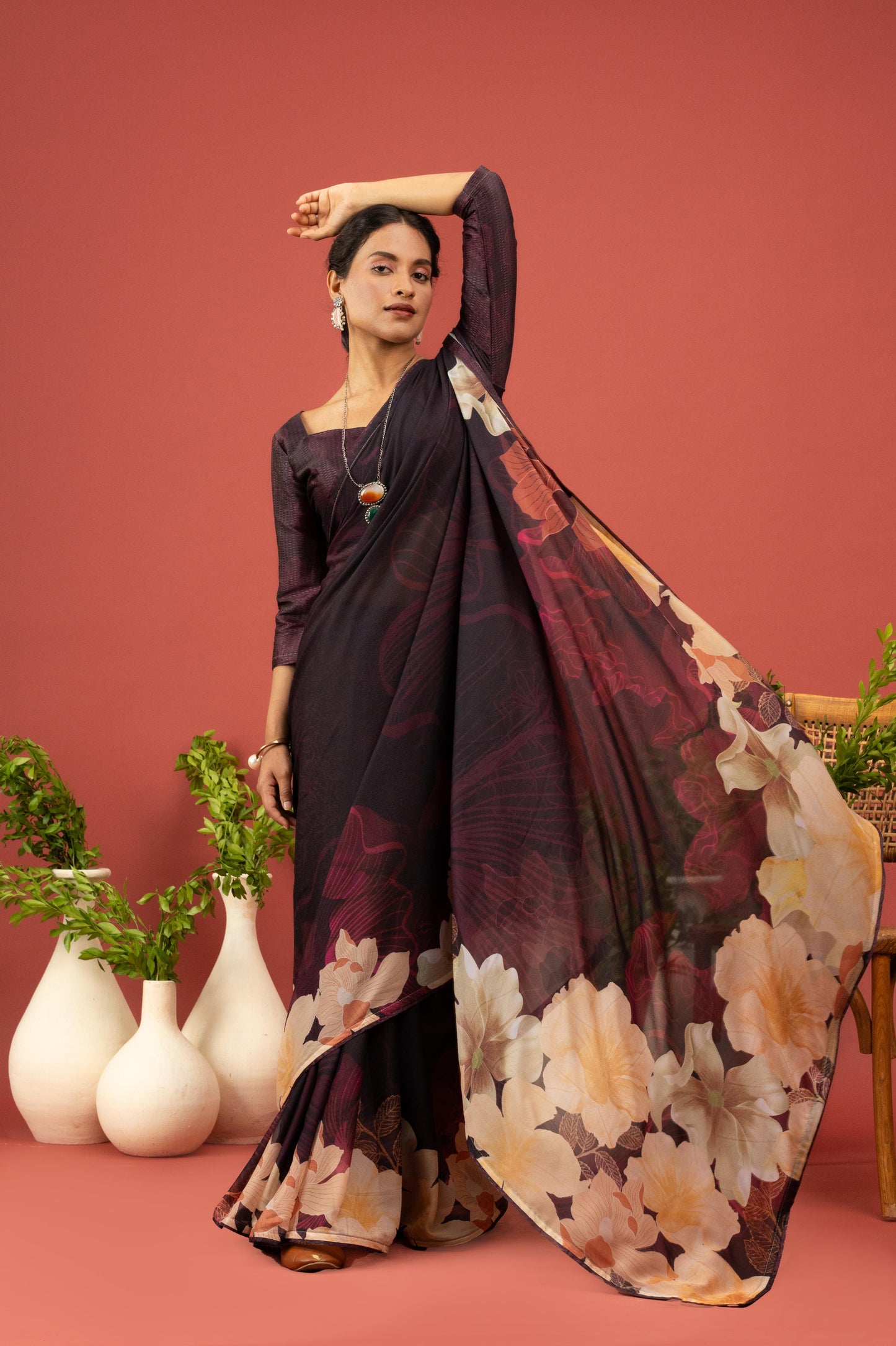 ELEGANT DEEP WINE GEORGETTE SAREE WITH BOLD CREAM FLORAL PALLU