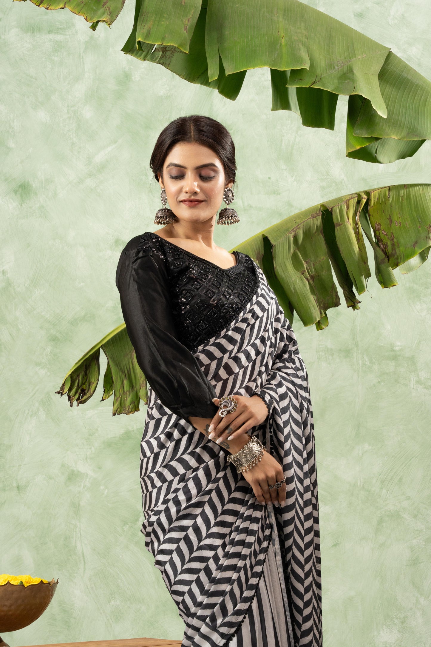 MONOCHROME CHEVRON CHIFFON SAREE