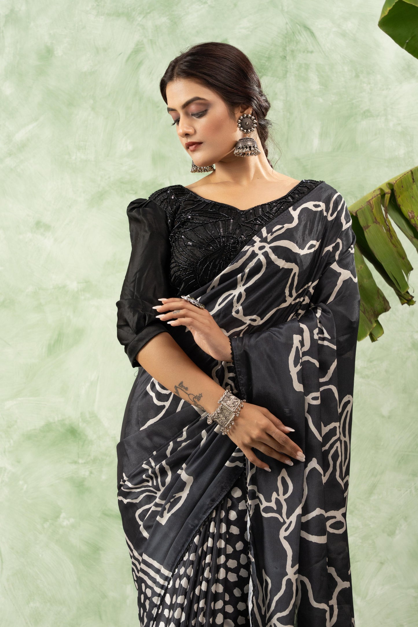 NOIR BOTANICAL CHIFFON SAREE