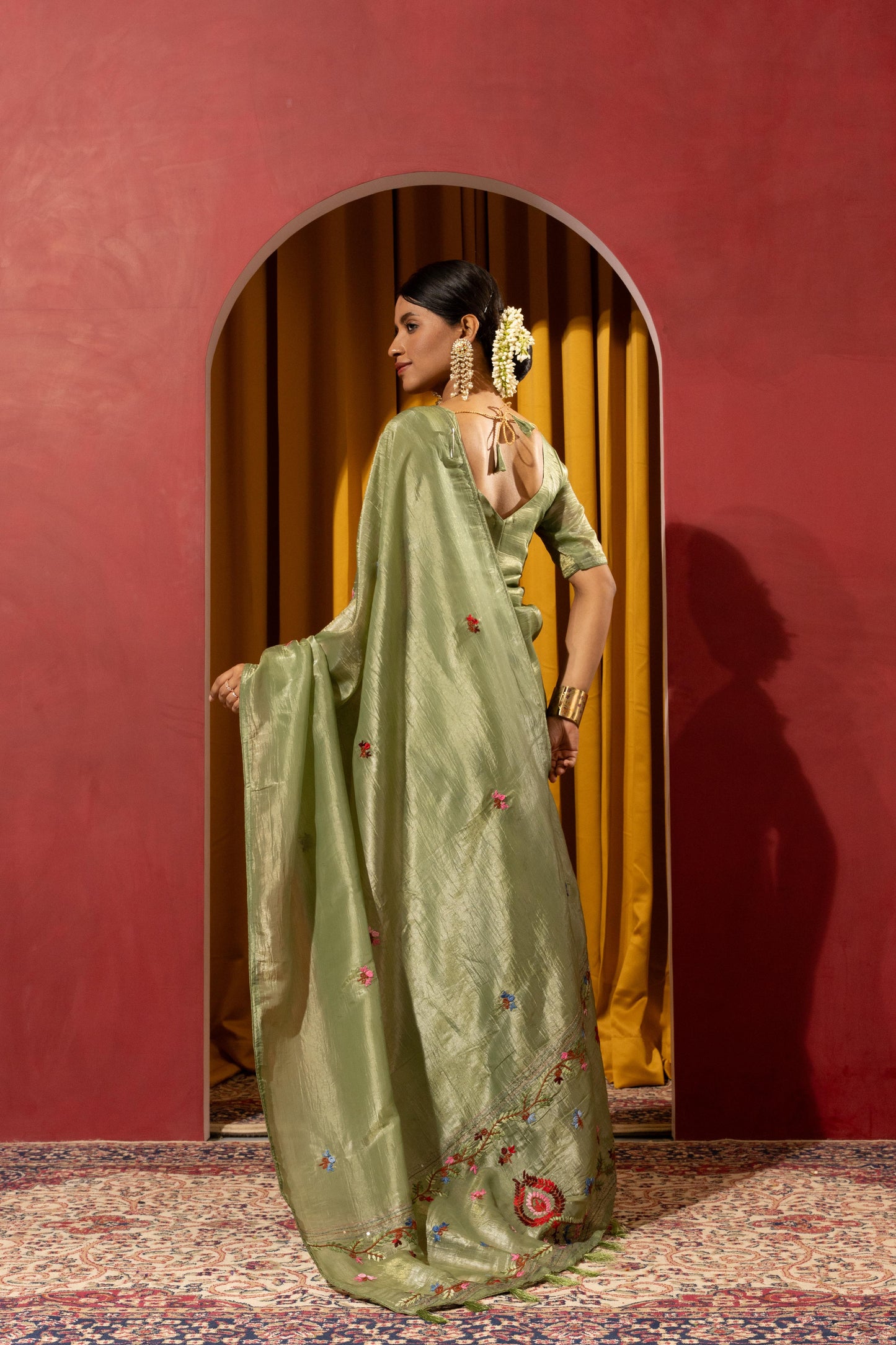 SOPHISTICATED SAGE GREEN SILK-BLEND SAREE